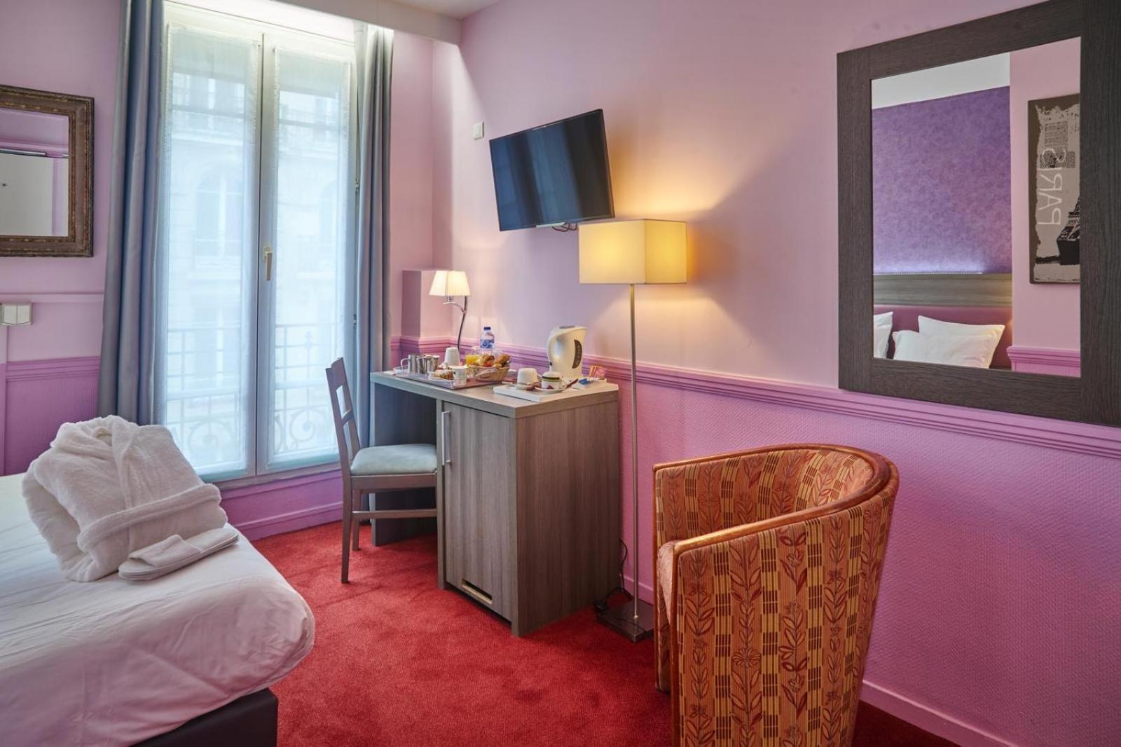 Hotel Poussin パリ エクステリア 写真