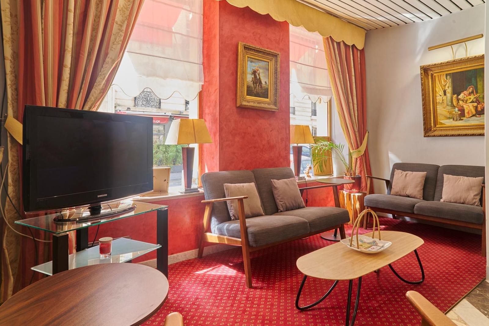 Hotel Poussin パリ エクステリア 写真